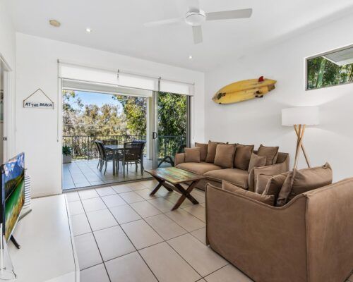 Sunshine-Coast-Metzo-Noosa-1-n-2-bed-2-bathroom-apt-(17)