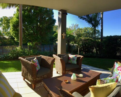 Sunshine-Coast-Metzo-Noosa-2-n-2-bed-2-bathroom-garden-apt (1)