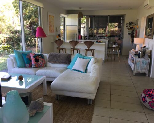 Sunshine-Coast-Metzo-Noosa-2-n-2-bed-2-bathroom-garden-apt (3)