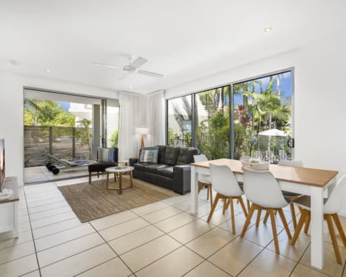 metzo-noosa-accommodation-2-bedroom-poolside (10)